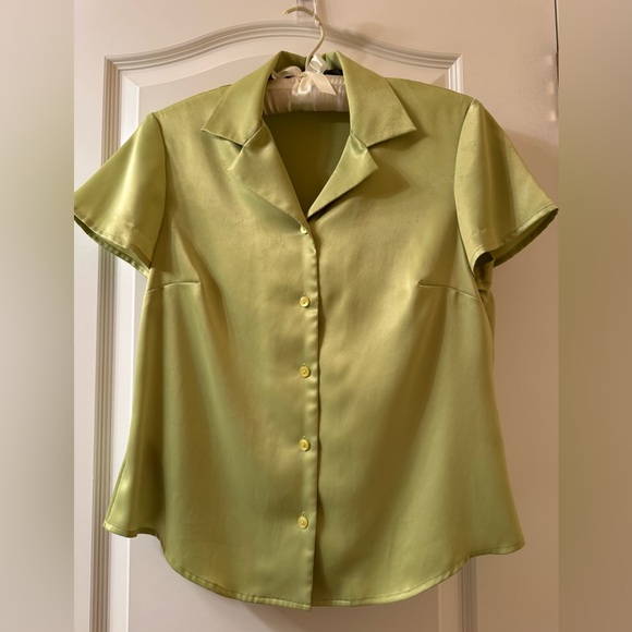 Kasper Button Down Shirt Women Short Sleeve V Neck Collared Shirt Green Size 6 - Picture 3 of 5